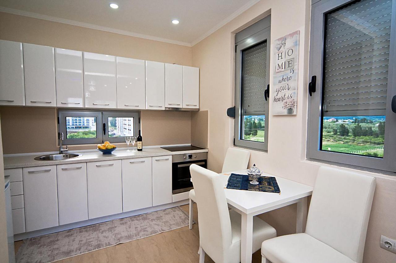 Apartments Jasmina Ulcinj Exterior photo