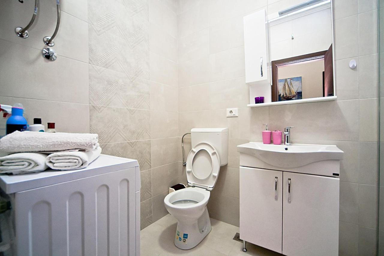 Apartments Jasmina Ulcinj Exterior photo