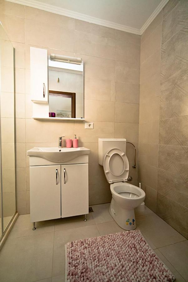 Apartments Jasmina Ulcinj Exterior photo